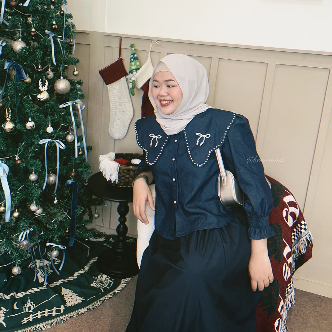 Denim Comfy Coord Set with Unique Collar