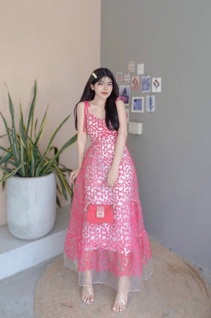 Daisy Patterned Mesh Embroidered Maxi